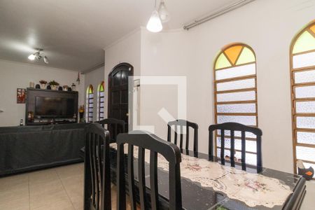 Sala de casa à venda com 3 quartos, 150m² em Jardim Santa Maria, São Paulo