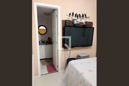 Quarto de apartamento para alugar com 3 quartos, 90m² em Vila Valqueire, Rio de Janeiro