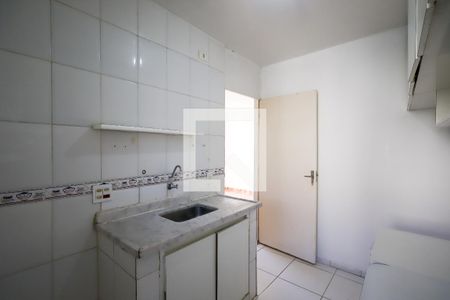 Cozinha de apartamento para alugar com 2 quartos, 54m² em Cidade Ademar, São Paulo