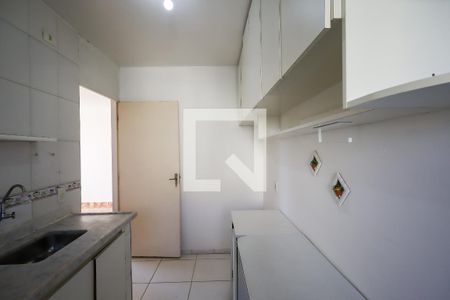 Cozinha de apartamento para alugar com 2 quartos, 54m² em Cidade Ademar, São Paulo
