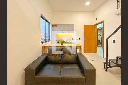 Sala de kitnet/studio para alugar com 1 quarto, 24m² em Ipiranga, São José