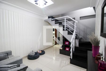 Sala  de casa para alugar com 3 quartos, 245m² em Jardim Serrano, Votorantim