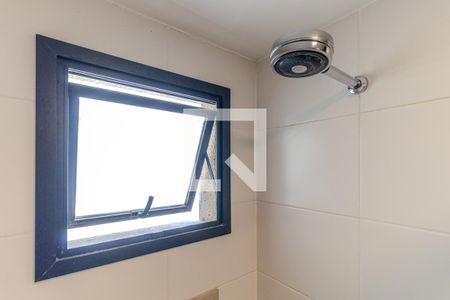 Banheiro de kitnet/studio para alugar com 1 quarto, 25m² em Jardim Olinda, São Paulo