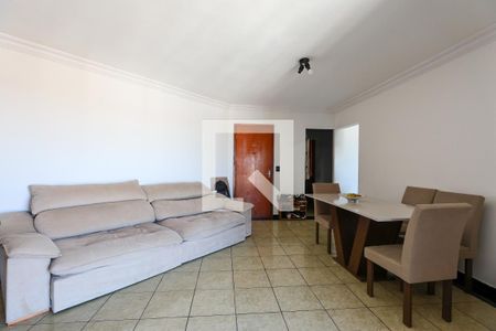 Sala de apartamento à venda com 3 quartos, 76m² em Jardim Henriqueta, Taboão da Serra