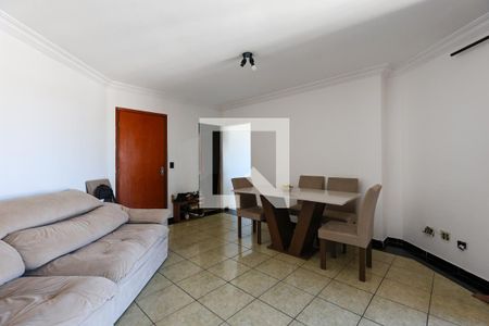 Sala de apartamento à venda com 3 quartos, 76m² em Jardim Henriqueta, Taboão da Serra