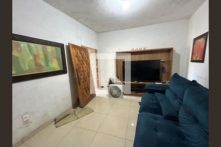Sala de casa para alugar com 2 quartos, 120m² em Bento Ribeiro, Rio de Janeiro