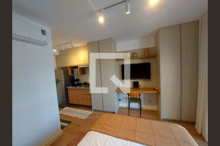 Sala/Quarto de apartamento à venda com 1 quarto, 22m² em Pinheiros, São Paulo