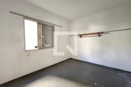 Quarto 1 de apartamento à venda com 2 quartos, 42m² em Vila Marieta, Campinas