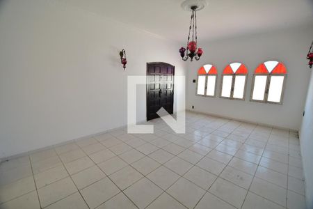 Sala de casa para alugar com 3 quartos, 222m² em Jardim Guanabara, Campinas