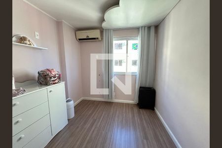 Quarto 1 de apartamento para alugar com 3 quartos, 73m² em Quintino Bocaiúva, Rio de Janeiro