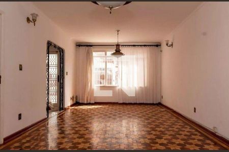 Casa à venda com 3 quartos, 194m² em Mirandópolis, São Paulo