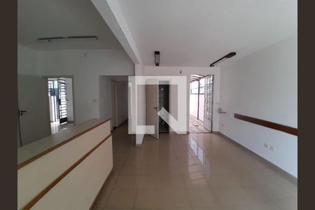 Casa à venda com 4 quartos, 280m² em Vila Clementino, São Paulo
