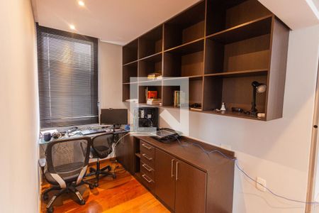 Escritório de apartamento para alugar com 2 quartos, 80m² em São Pedro, Belo Horizonte