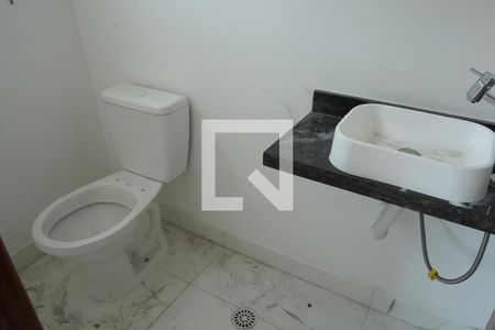 Lavabo de casa de condomínio à venda com 3 quartos, 130m² em Vila Antonina, São Paulo
