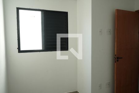 Quarto 1 de casa de condomínio à venda com 3 quartos, 130m² em Vila Antonina, São Paulo