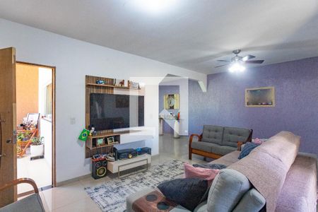 Sala  de casa à venda com 3 quartos, 418m² em Vila Nogueira, Diadema