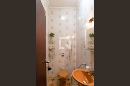 Lavabo 1 de casa para alugar com 4 quartos, 371m² em Vila Rosalia, Guarulhos