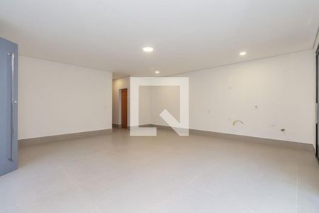 Casa à venda com 4 quartos, 184m² em Vila Clementino, São Paulo
