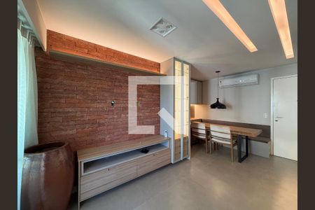 Sala de apartamento para alugar com 1 quarto, 65m² em Recreio dos Bandeirantes, Rio de Janeiro