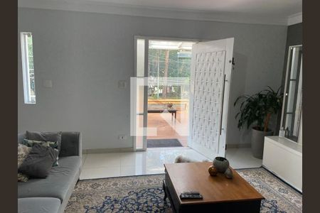 Casa à venda com 3 quartos, 206m² em Cursino, São Paulo