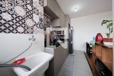 Sala/Cozinha de apartamento para alugar com 2 quartos, 44m² em Vila Cosmopolita, São Paulo