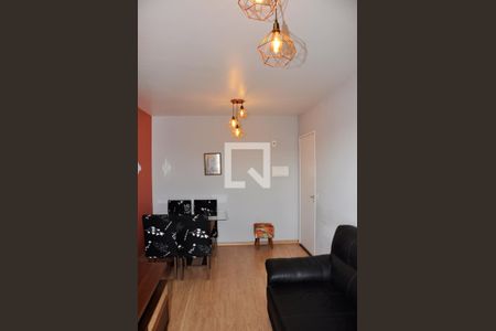 Detalhe - Sala e Sala de Jantar de apartamento para alugar com 2 quartos, 48m² em Nossa Senhora do O, São Paulo