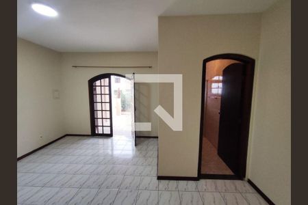 Casa à venda com 3 quartos, 125m² em Nova Petrópolis, São Bernardo do Campo