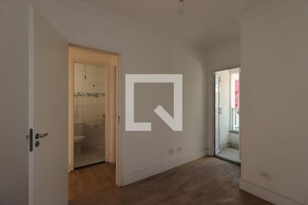 Suíte de apartamento para alugar com 2 quartos, 48m² em Parque Industriario, Santo André