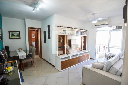 Sala de apartamento à venda com 2 quartos, 58m² em São Francisco Xavier, Rio de Janeiro