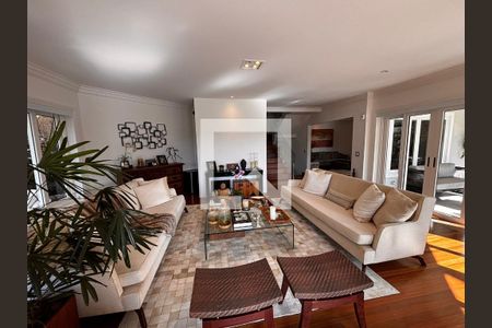 Casa de Condomínio à venda com 5 quartos, 560m² em Residencial das Estrelas, Barueri
