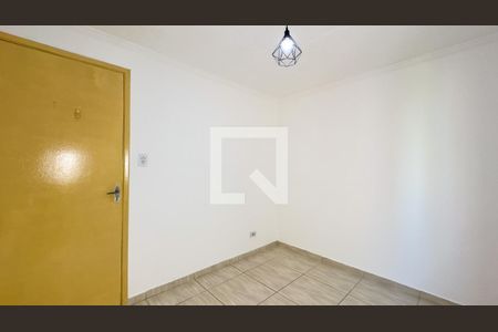 Quarto 2 de apartamento para alugar com 2 quartos, 50m² em Jardim Imbé, São Paulo