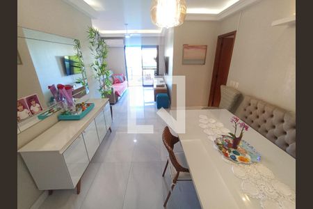 Sala de apartamento para alugar com 3 quartos, 110m² em Barra da Tijuca, Rio de Janeiro