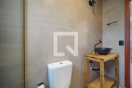 Banheiro de casa para alugar com 2 quartos, 81m² em Campeche Central, Florianópolis