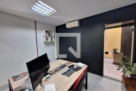 Sala 2 de casa à venda com 4 quartos, 320m² em Vila Scarpelli, Santo André
