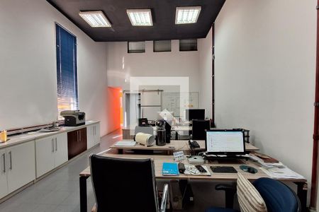 Sala 1 de casa à venda com 4 quartos, 320m² em Vila Scarpelli, Santo André