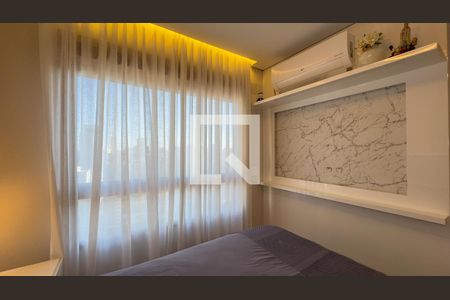 Quarto Suíte de apartamento para alugar com 2 quartos, 110m² em Campo Belo, São Paulo
