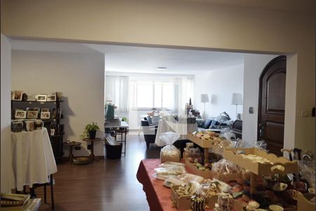Sala de apartamento à venda com 3 quartos, 165m² em Alto de Pinheiros, São Paulo
