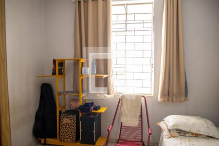 Quarto 02 de casa à venda com 4 quartos, 180m² em St. Crimeia Oeste, Goiânia