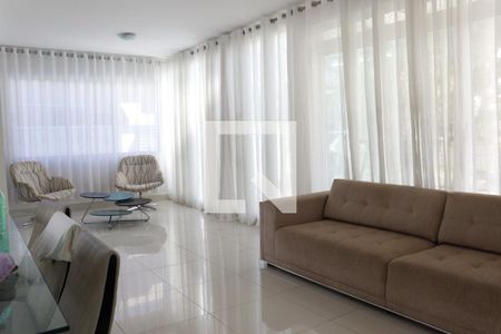 Sala de casa à venda com 4 quartos, 480m² em Residencial Granville, Goiânia