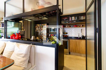 Cozinha de apartamento à venda com 2 quartos, 174m² em Pacaembu, São Paulo