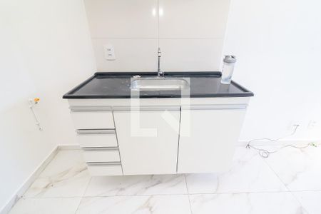 Sala/Cozinha de apartamento para alugar com 1 quarto, 36m² em Guaianases, São Paulo