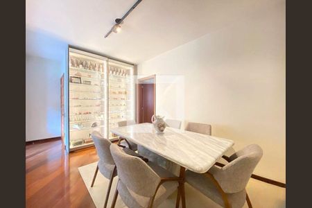 Apartamento à venda com 3 quartos, 133m² em Jardim das Bandeiras, São Paulo