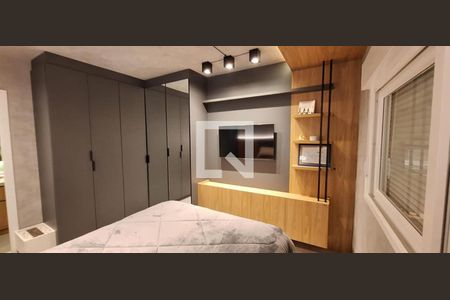 Quarto  de apartamento à venda com 1 quarto, 56m² em Navegantes, Porto Alegre