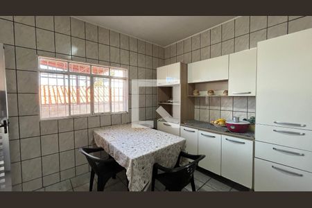Casa à venda com 5 quartos, 150m² em Jardim Nilópolis, Campinas