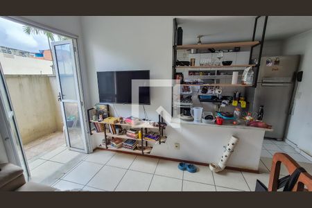 Sala de apartamento à venda com 1 quarto, 50m² em Irajá, Rio de Janeiro