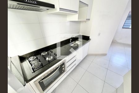 Cozinha de apartamento para alugar com 2 quartos, 50m² em Vila Isolina Mazzei, São Paulo