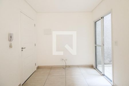 Sala  de apartamento para alugar com 2 quartos, 39m² em Vila Nova Savoia, São Paulo
