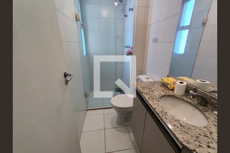 Banheiro de apartamento para alugar com 2 quartos, 66m² em Ponte Preta, Campinas