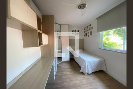 Quarto de casa à venda com 4 quartos, 250m² em Cantagalo, Niterói