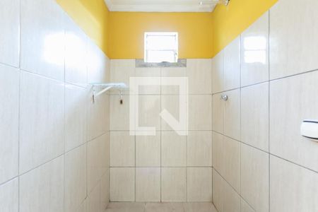 Banheiro  de casa para alugar com 1 quarto, 48m² em Jardim Miriam, São Paulo
